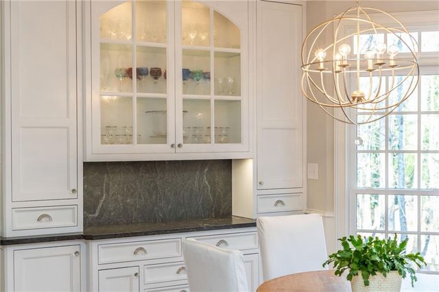 9365 Bluffwind Chase, Roswell, GA 30076