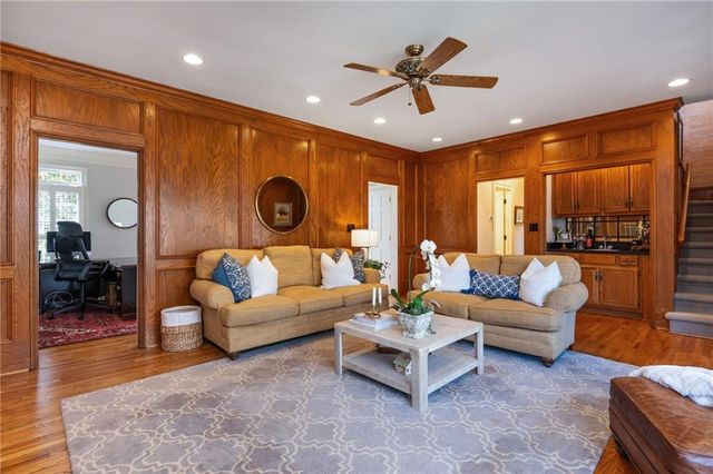 9365 Bluffwind Chase, Roswell, GA 30076