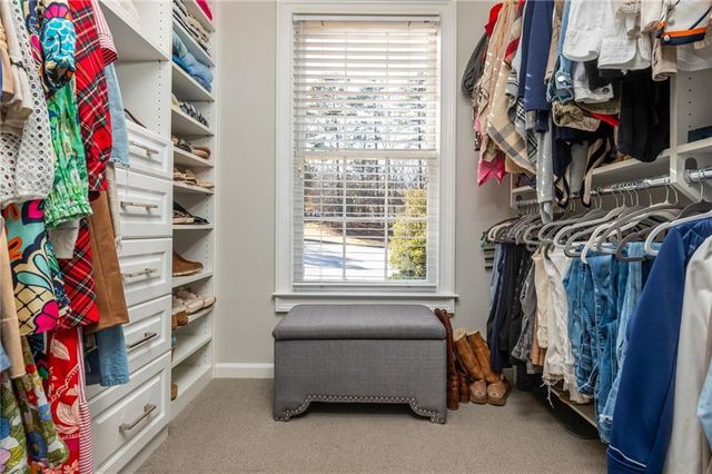 9365 Bluffwind Chase, Roswell, GA 30076