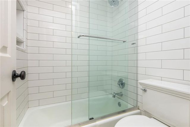 9365 Bluffwind Chase, Roswell, GA 30076