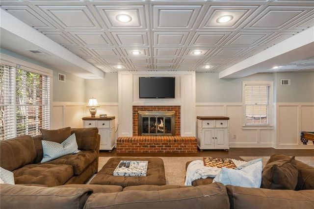 9365 Bluffwind Chase, Roswell, GA 30076