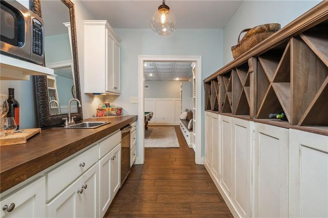 9365 Bluffwind Chase, Roswell, GA 30076