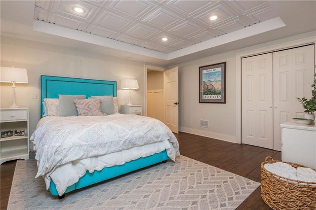 9365 Bluffwind Chase, Roswell, GA 30076