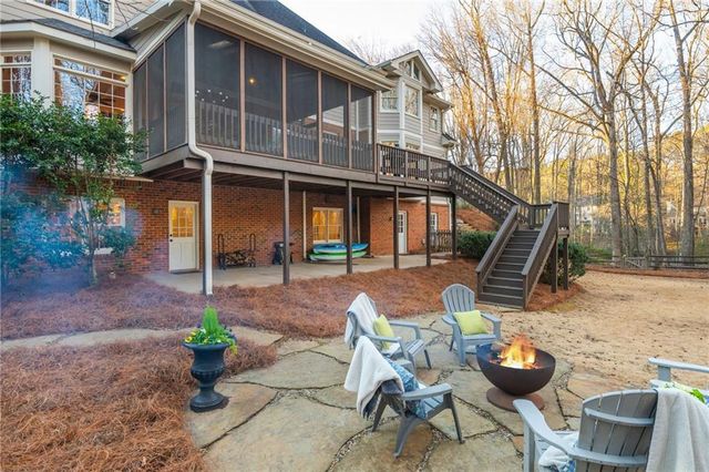 9365 Bluffwind Chase, Roswell, GA 30076