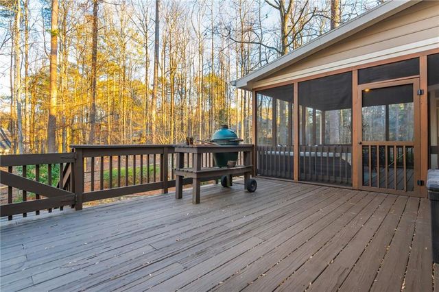 9365 Bluffwind Chase, Roswell, GA 30076