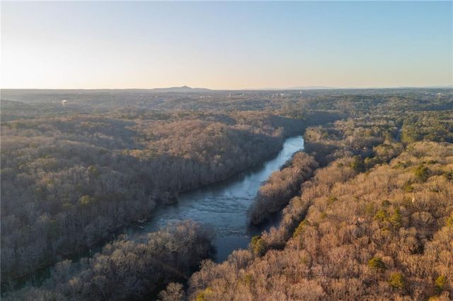 9365 Bluffwind Chase, Roswell, GA 30076