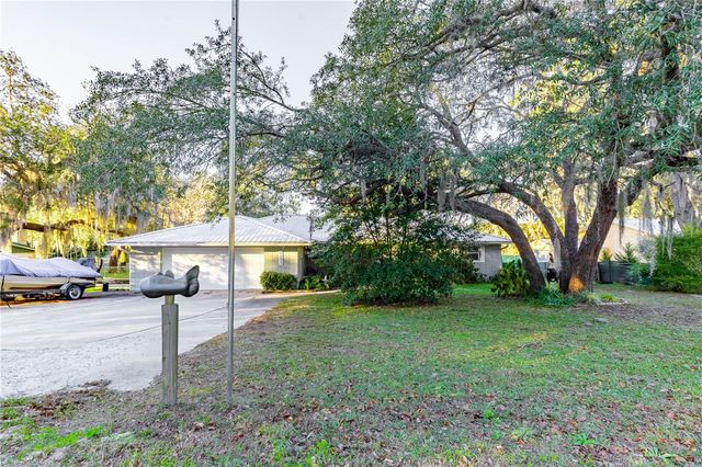 6433 LOCH LOMMOND DRIVE, Keystone Heights, FL 32656