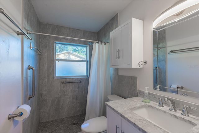 6433 LOCH LOMMOND DRIVE, Keystone Heights, FL 32656