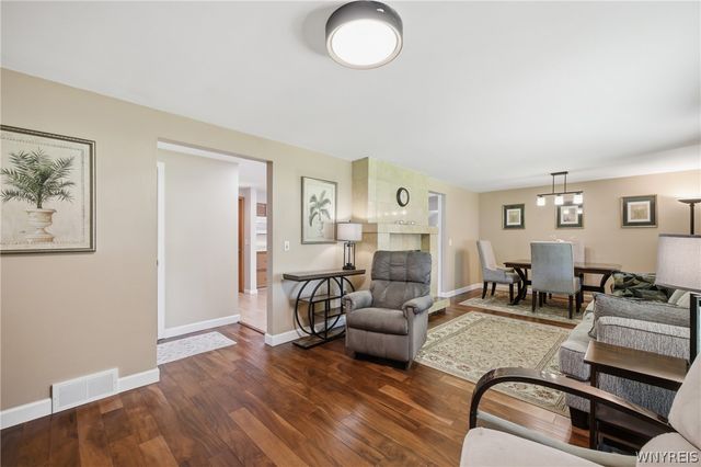 5056 Bronson Drive, Lewiston, NY 14092