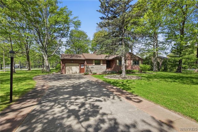 5056 Bronson Drive, Lewiston, NY 14092
