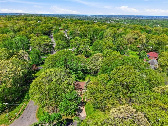 5056 Bronson Drive, Lewiston, NY 14092