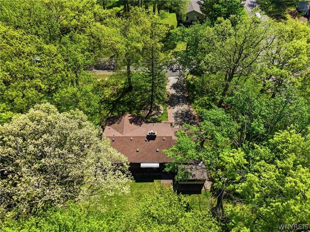 5056 Bronson Drive, Lewiston, NY 14092