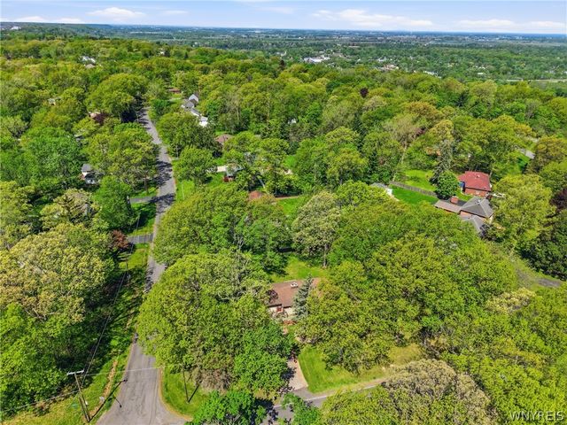 5056 Bronson Drive, Lewiston, NY 14092