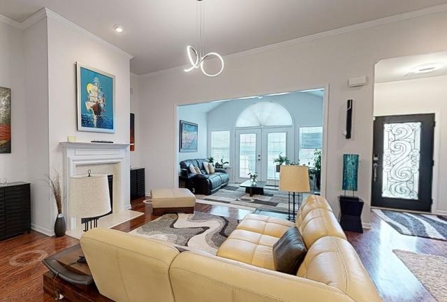 3311 Lindenridge Dr, Buford, GA 30519