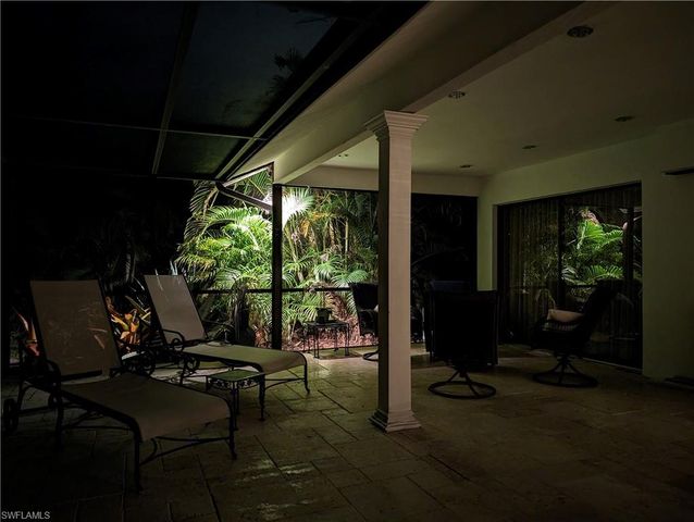 2293 Royal LN, Naples, FL 34112