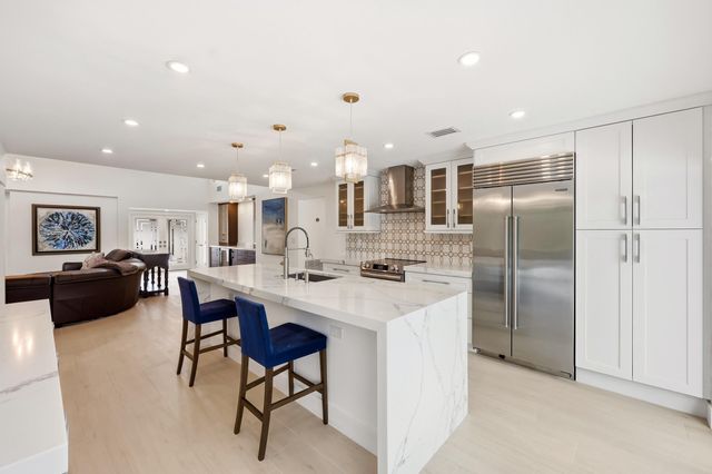 624 W Lakewoode Circle W, Delray Beach, FL 33445