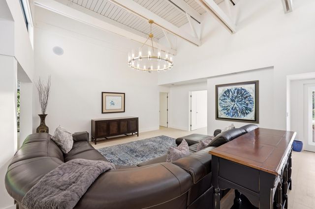 624 W Lakewoode Circle W, Delray Beach, FL 33445