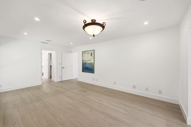 624 W Lakewoode Circle W, Delray Beach, FL 33445