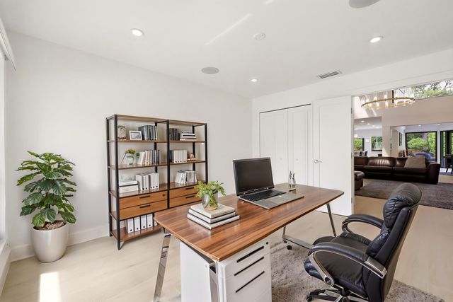 624 W Lakewoode Circle W, Delray Beach, FL 33445
