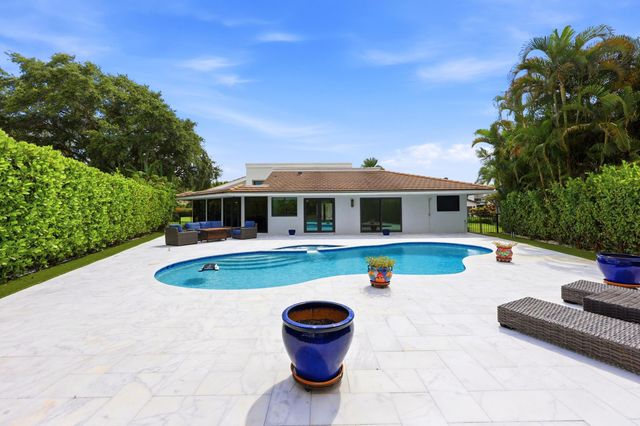 624 W Lakewoode Circle W, Delray Beach, FL 33445