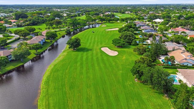 624 W Lakewoode Circle W, Delray Beach, FL 33445