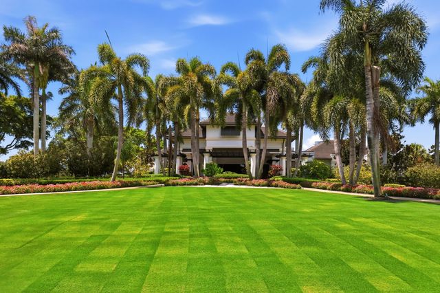 624 W Lakewoode Circle W, Delray Beach, FL 33445