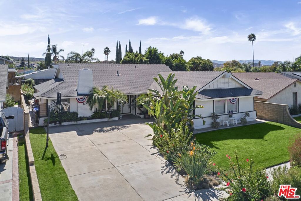 20426 Delight Street, Canyon Country, CA 91351 — exterior