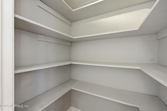 8153 SUTTON Place N, Jacksonville, FL 32217