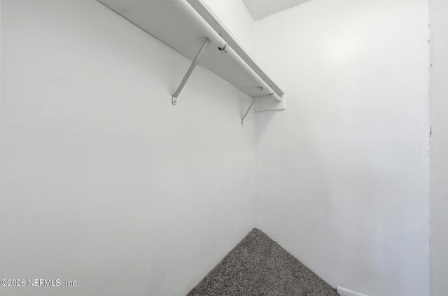 8153 SUTTON Place N, Jacksonville, FL 32217