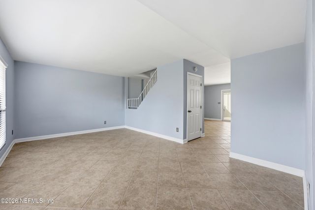 8153 SUTTON Place N, Jacksonville, FL 32217