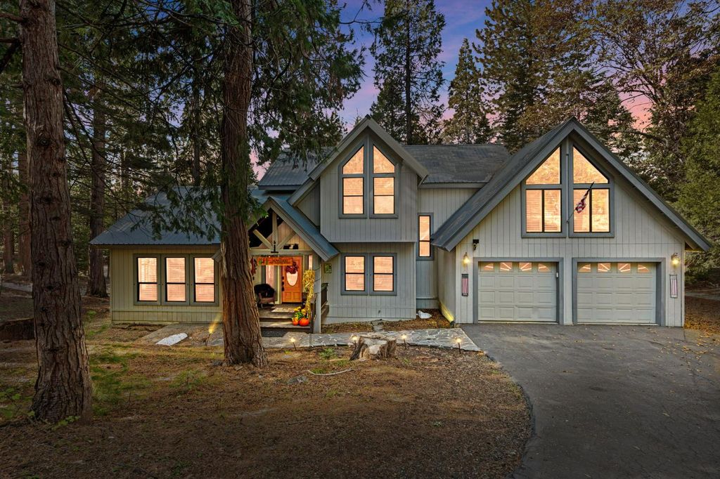 41811 Gray Rock Road, Shaver Lake, CA 93664