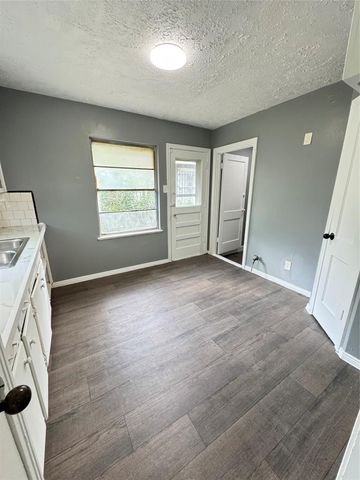 5254 Perry Street, Houston, TX 77021