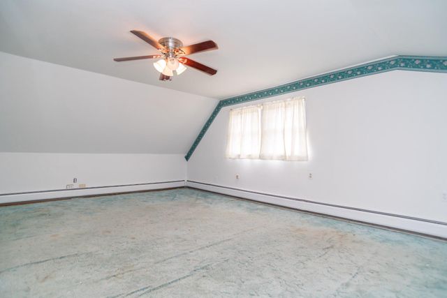 77 CARDINAL RD, Levittown, PA 19057