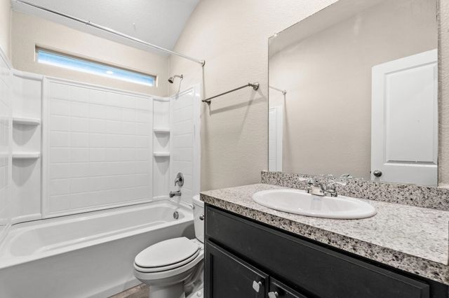 8025 Muddy Creek Drive, Fort Worth, TX 76131