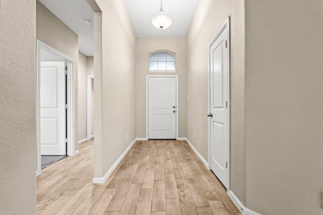 8025 Muddy Creek Drive, Fort Worth, TX 76131