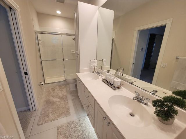 3536 Islandwalk CIR, Naples, FL 34119