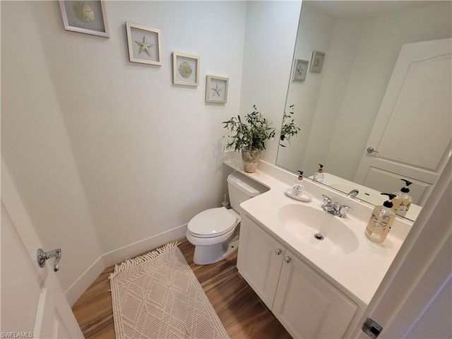 3536 Islandwalk CIR, Naples, FL 34119