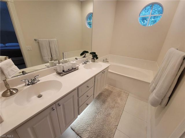 3536 Islandwalk CIR, Naples, FL 34119