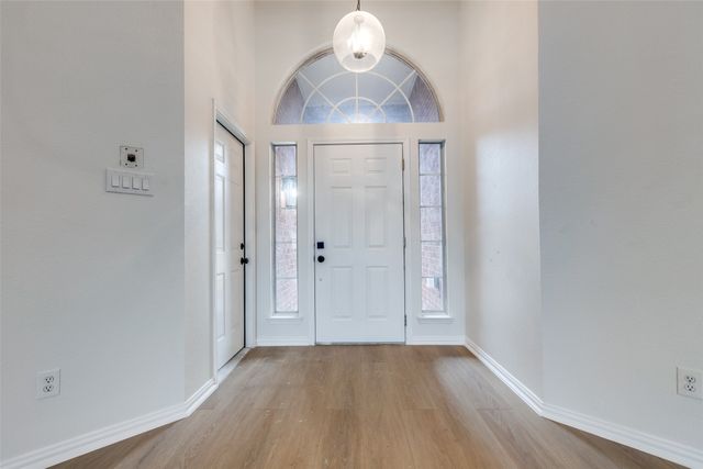3609 Crestcreek Court, Mckinney, TX 75071