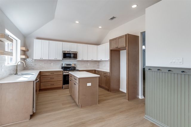 3609 Crestcreek Court, Mckinney, TX 75071