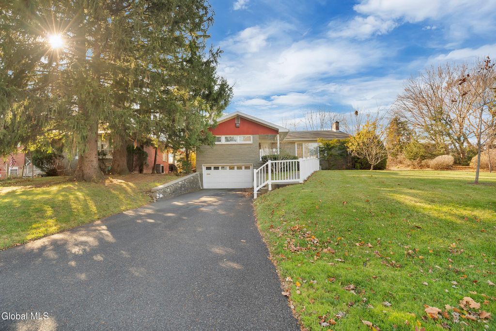 188 Hackett Boulevard, Albany, NY 12209