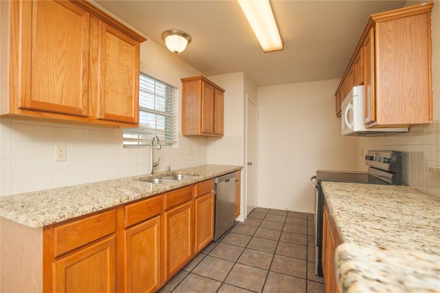 416 Joyce Way, Mckinney, TX 75069