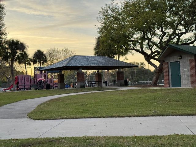 1172 WINDJAMMER DRIVE, Lakeland, FL 33803