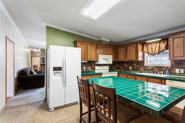 267 Aqua Trail, Walhalla, SC 29691