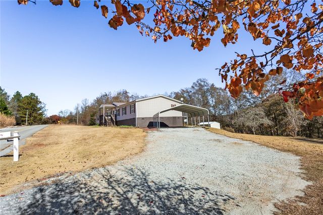 267 Aqua Trail, Walhalla, SC 29691
