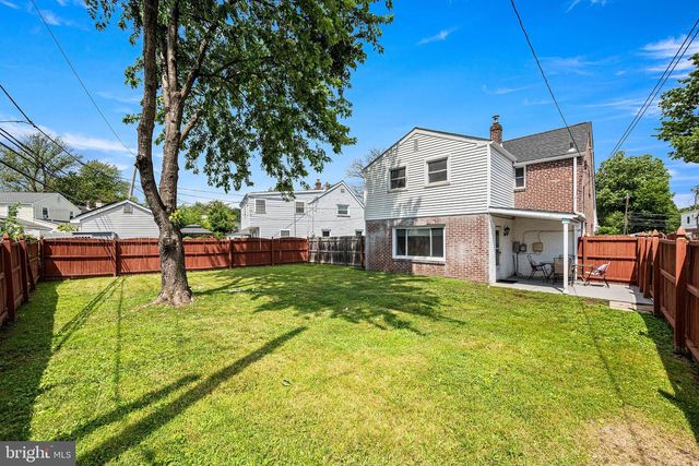 847 WYNDOM TER, Secane, PA 19018