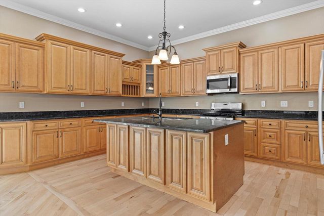 4219 51st AVENUE, Kenosha, WI 53144
