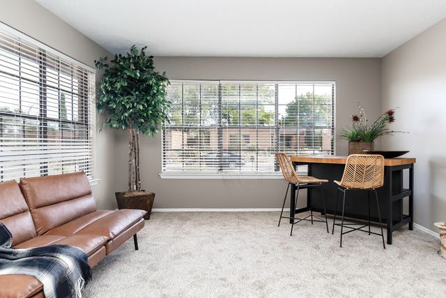 9500 Admiral Nimitz Avenue NE, Albuquerque, NM 87111