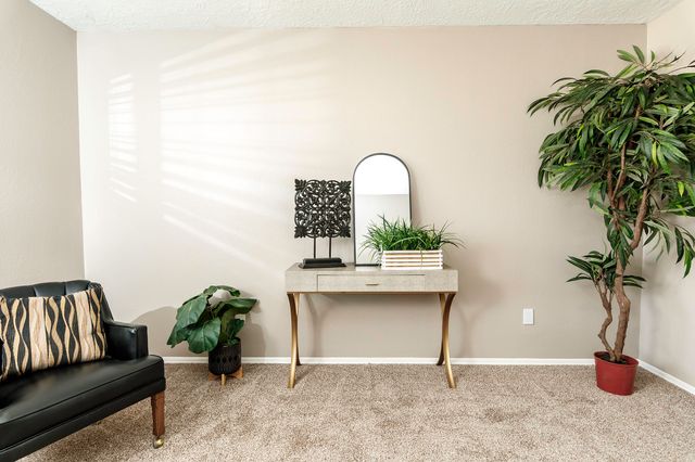 9500 Admiral Nimitz Avenue NE, Albuquerque, NM 87111