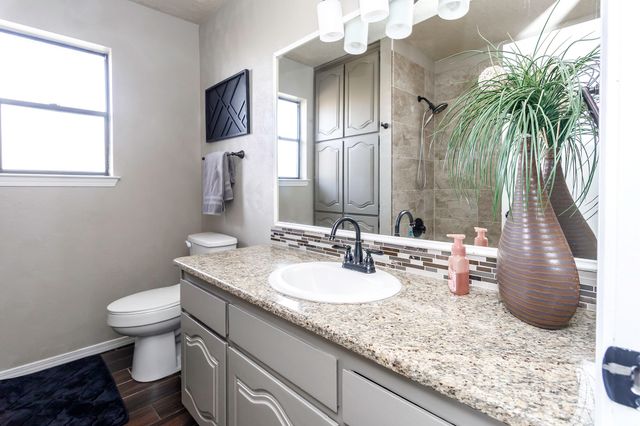 9500 Admiral Nimitz Avenue NE, Albuquerque, NM 87111